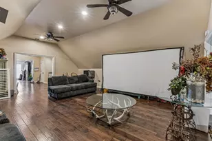 10111 Signal Hill Rd, Austin, TX 78737 - Photo 19