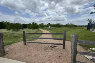 12008 Reindeer Dr, Austin, TX 78754 - Photo 39