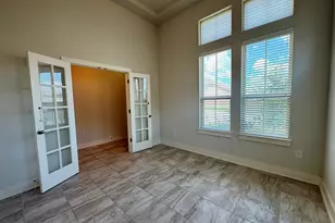 12008 Reindeer Dr, Austin, TX 78754 - Photo 5