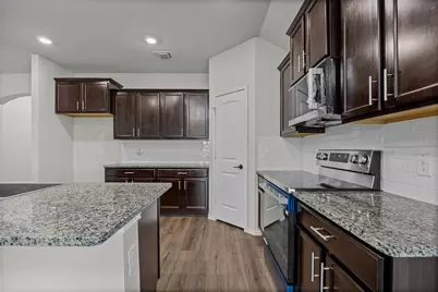 222 Reagor Drive, Taylor, TX 76574 - Photo 7