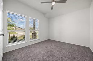 222 Reagor Dr, Taylor, TX 76574 - Photo 17