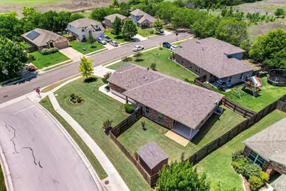 534 Purple Martin Avenue, Kyle, TX 78640 - Photo 3