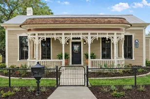 802 Main St, Bastrop, TX 78602 - Photo 7