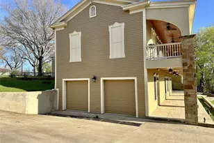 802 Main St, Bastrop, TX 78602 - Photo 33