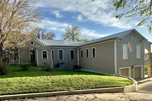 802 Main St, Bastrop, TX 78602 - Photo 35