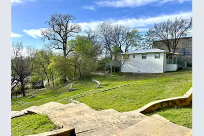 802 Main Street, Bastrop, TX 78602 - Photo 5