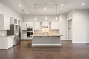 108 Strata Dr, Liberty Hill, TX 78642 - Photo 5