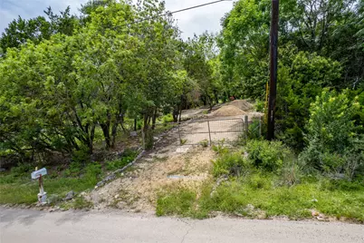 117 Deveraux, Canyon Lake, TX 78133 - Photo 3