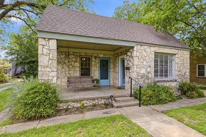 911 E 37th Street, Austin, TX 78705 - Photo 1