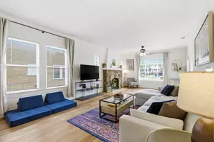911 E 37th St, Austin, TX 78705 - Photo 11