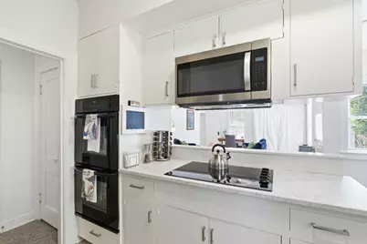 911 E 37th Street, Austin, TX 78705 - Photo 15