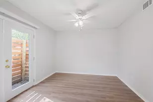 6205 Shadow Valley Dr, Austin, TX 78731 - Photo 15