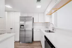 6205 Shadow Valley Dr, Austin, TX 78731 - Photo 11