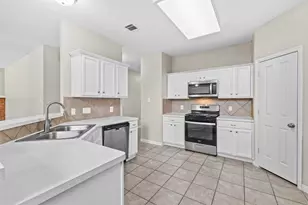 1111 Glendalough Dr, Pflugerville, TX 78660 - Photo 5