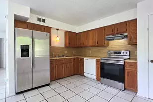 8818 Clearbrook Trail, Austin, TX 78729 - Photo 7