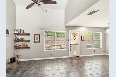 512 Eberhart Lane #204, Austin, TX 78745 - Photo 5
