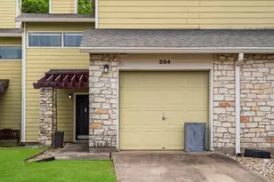 512 Eberhart Ln, Austin, TX 78745 - Photo 1