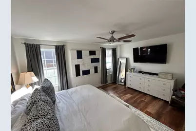 1304 W St Johns Avenue, Austin, TX 78757 - Photo 11