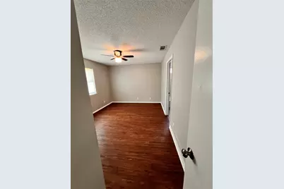 301 12th Street #B, Pflugerville, TX 78660 - Photo 5