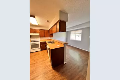 301 12th Street #B, Pflugerville, TX 78660 - Photo 7
