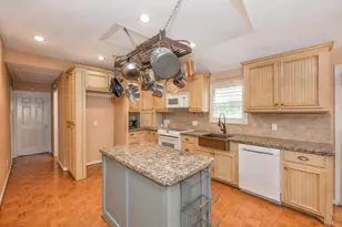 877 Hollow Bend Unit, Caldwell, TX 77836 - Photo 5