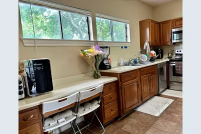 915 W 22nd 1/2 Street #203, Austin, TX 78705 - Photo 5