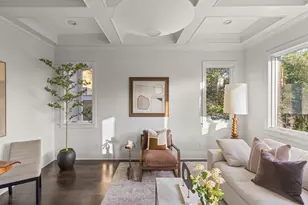 1810 W 29th St, Austin, TX 78703 - Photo 5