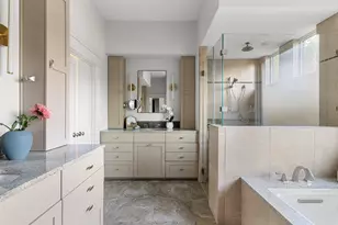 1810 W 29th St, Austin, TX 78703 - Photo 23