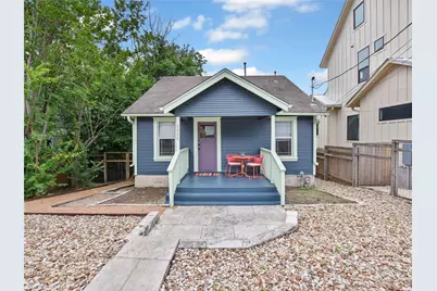 2405 E 8th Street N, Austin, TX 78702 - Photo 1