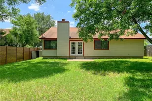 1604 Holstein Dr, Austin, TX 78758 - Photo 23