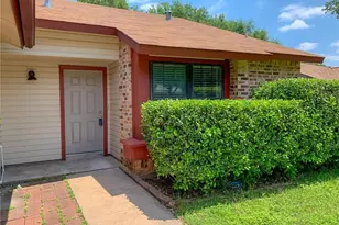 1604 Holstein Dr, Austin, TX 78758 - Photo 3