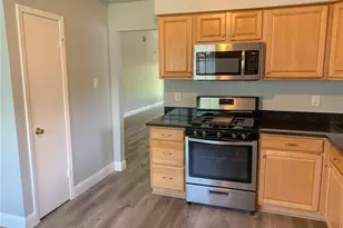 1604 Holstein Dr, Austin, TX 78758 - Photo 9