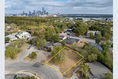 1920 Valley Hill Circle, Austin, TX 78741 - Photo 3