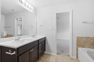 18420 Cloudmore Ln, Elgin, TX 78621 - Photo 21