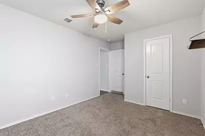 18420 Cloudmore Lane, Elgin, TX 78621 - Photo 15