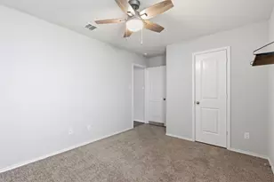 18420 Cloudmore Ln, Elgin, TX 78621 - Photo 15