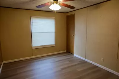 1863 Fm 1704 Road, Elgin, TX 78621 - Photo 11