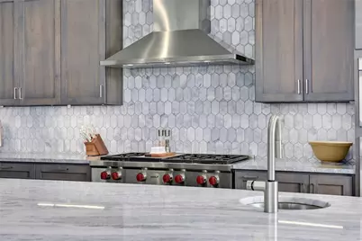 8611 Buffalo Trail, Lago Vista, TX 78645 - Photo 15