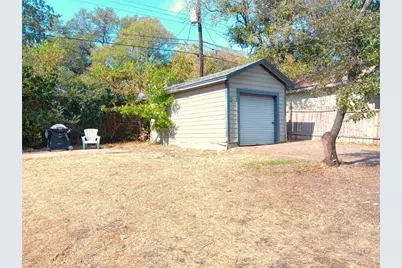 2003 Montclaire Street, Austin, TX 78704 - Photo 23