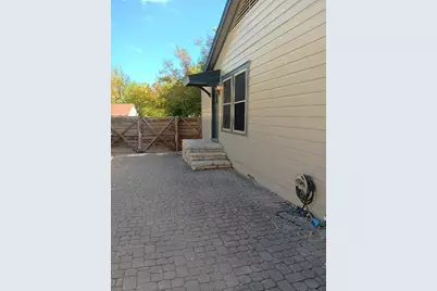 2003 Montclaire Street, Austin, TX 78704 - Photo 25