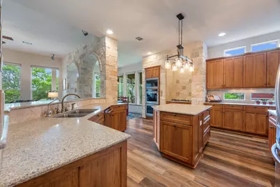 201 Shady Oaks Trail, Liberty Hill, TX 78642 - Photo 15