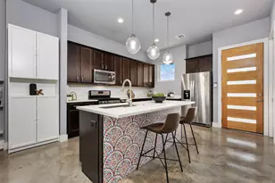 1310 Cedar Ave, Austin, TX 78702 - Photo 3