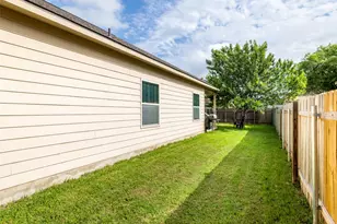 1016 Hondo Ln, Hutto, TX 78634 - Photo 23