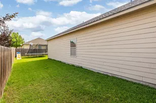 1016 Hondo Ln, Hutto, TX 78634 - Photo 21