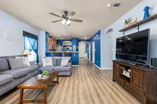 1016 Hondo Ln, Hutto, TX 78634 - Photo 5