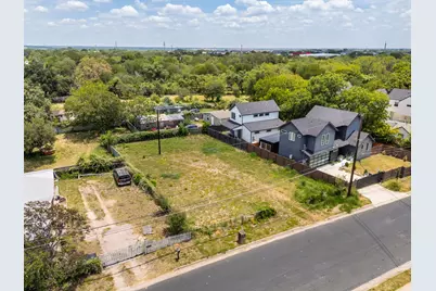 6312 Felix Avenue, Austin, TX 78741 - Photo 9
