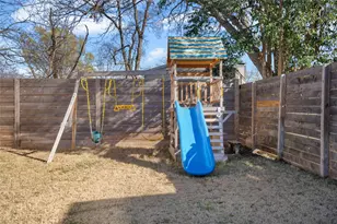 5907 Nancy Dr, Austin, TX 78745 - Photo 25