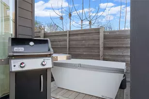 5907 Nancy Dr, Austin, TX 78745 - Photo 17