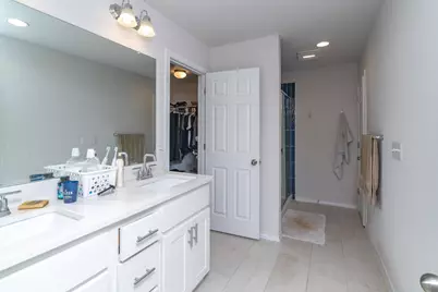 5300 Mulberry Grove Lane, Austin, TX 78723 - Photo 17