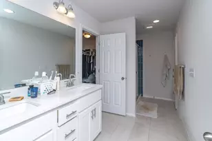 5300 Mulberry Grove Ln, Austin, TX 78723 - Photo 17